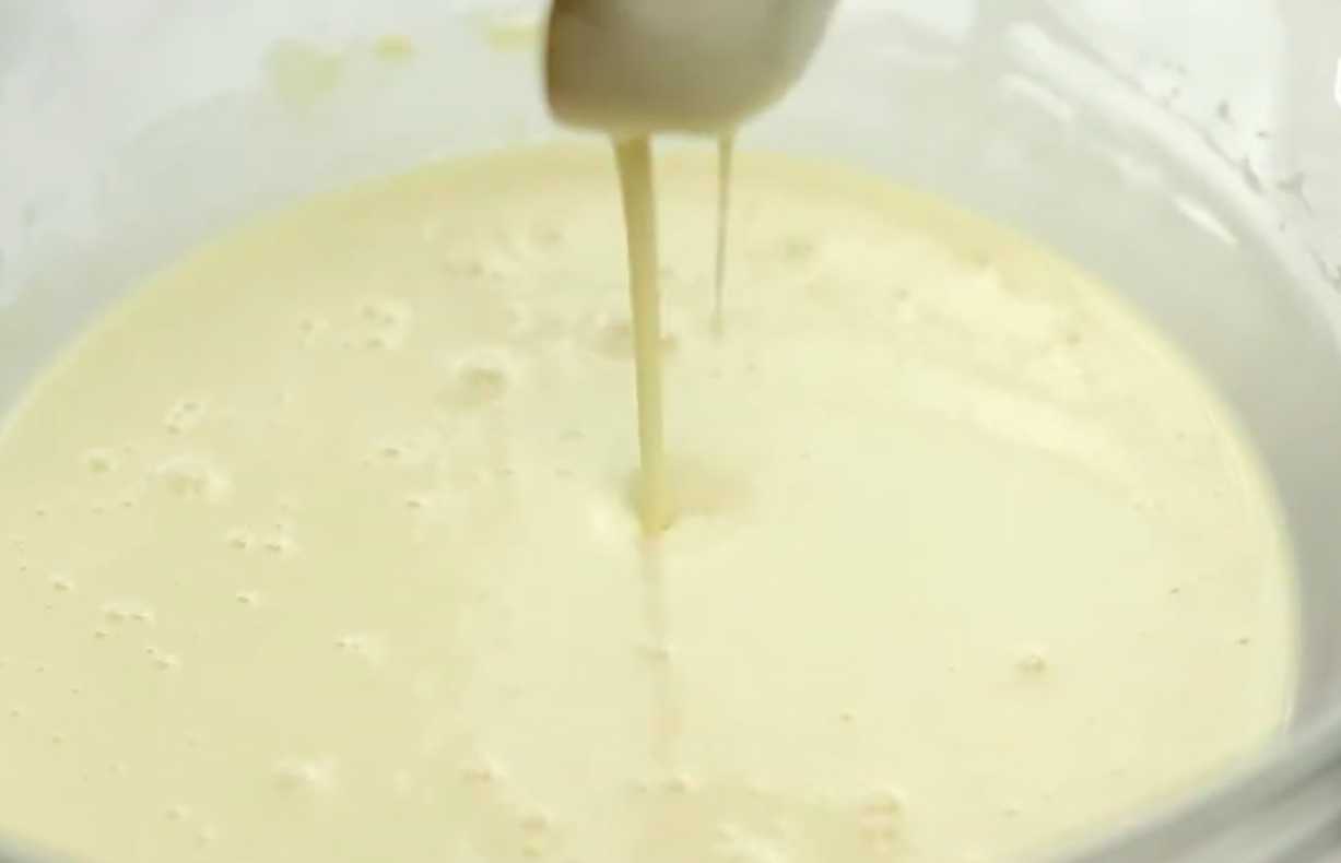 Crêpes à la crème anglaise et à la crème fraîche - Étape 9