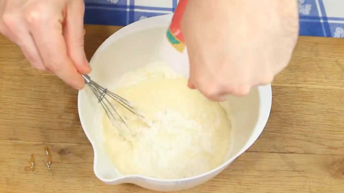 Crêpes russes au lait - Étape 4