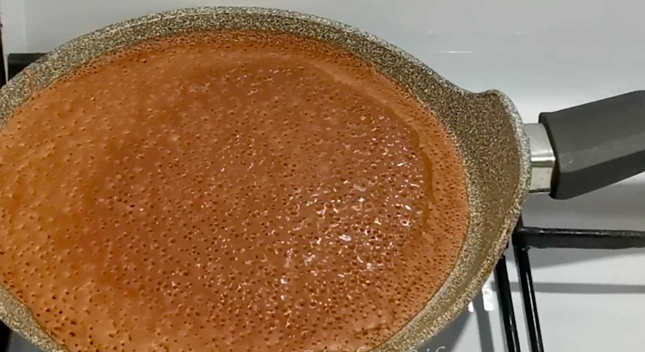 Crêpes au chocolat avec du lait - Étape 8