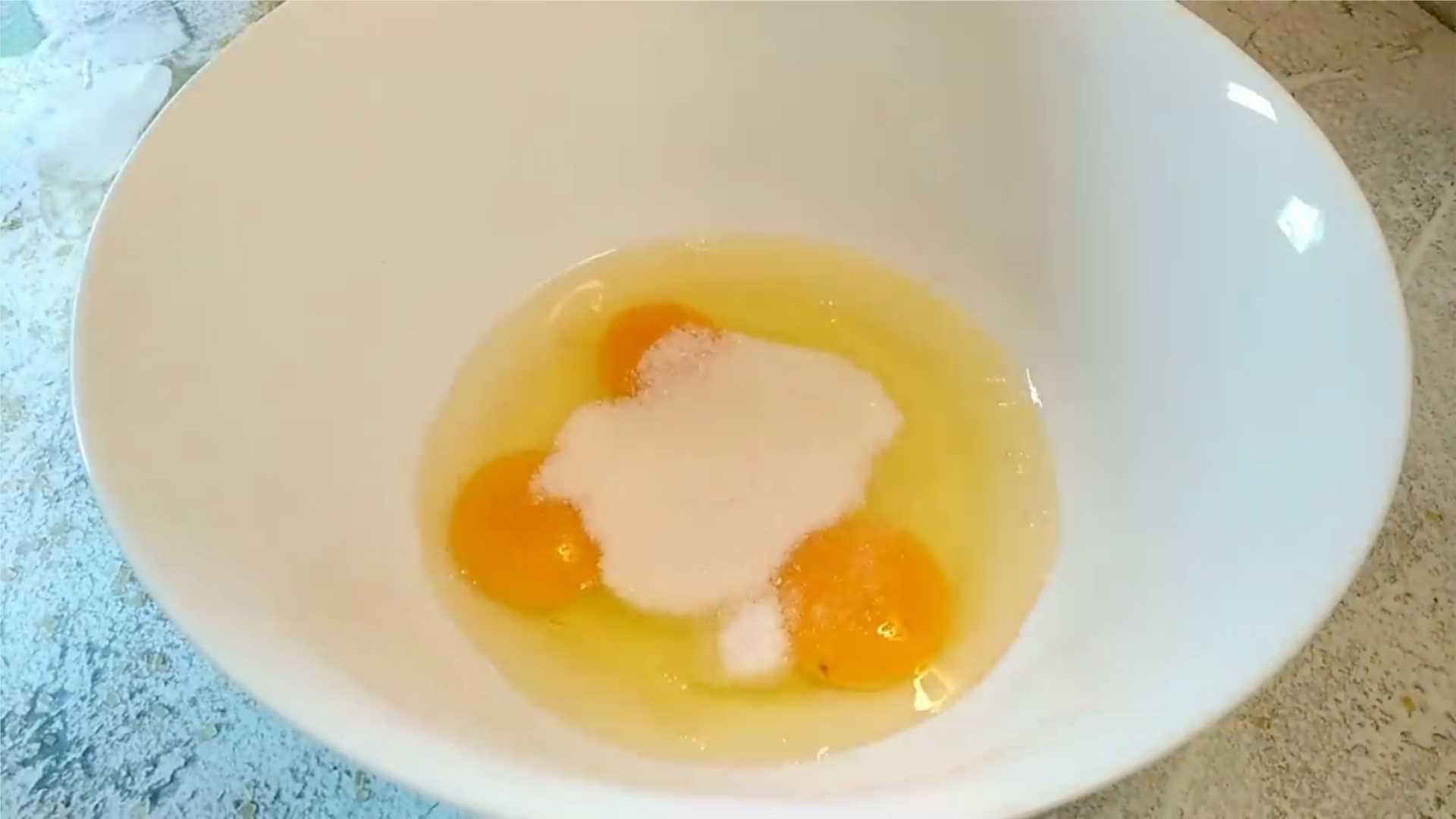 Crêpes dentelle au lait - Étape 1