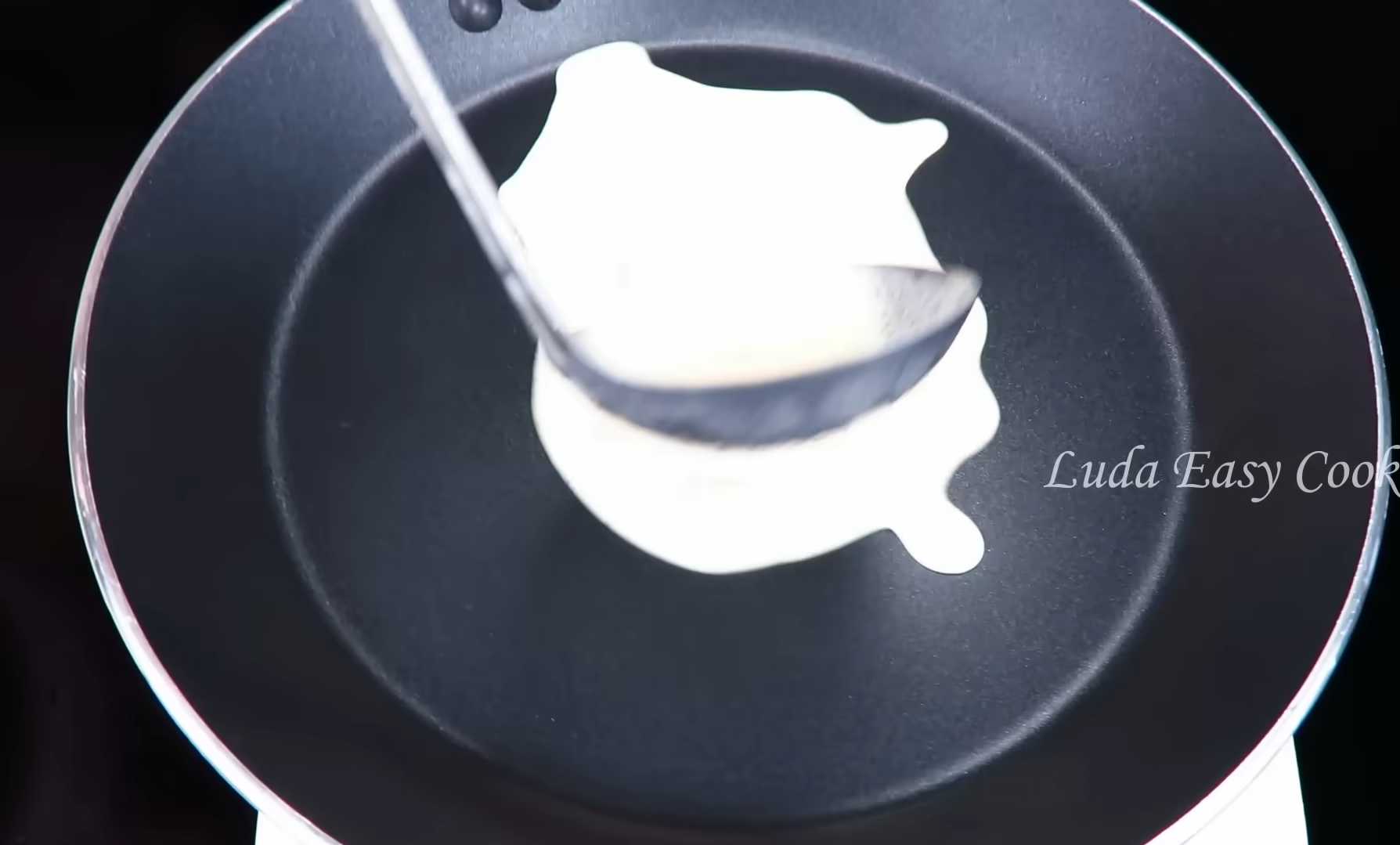 Crêpes à l'amidon et au lait - Étape 8