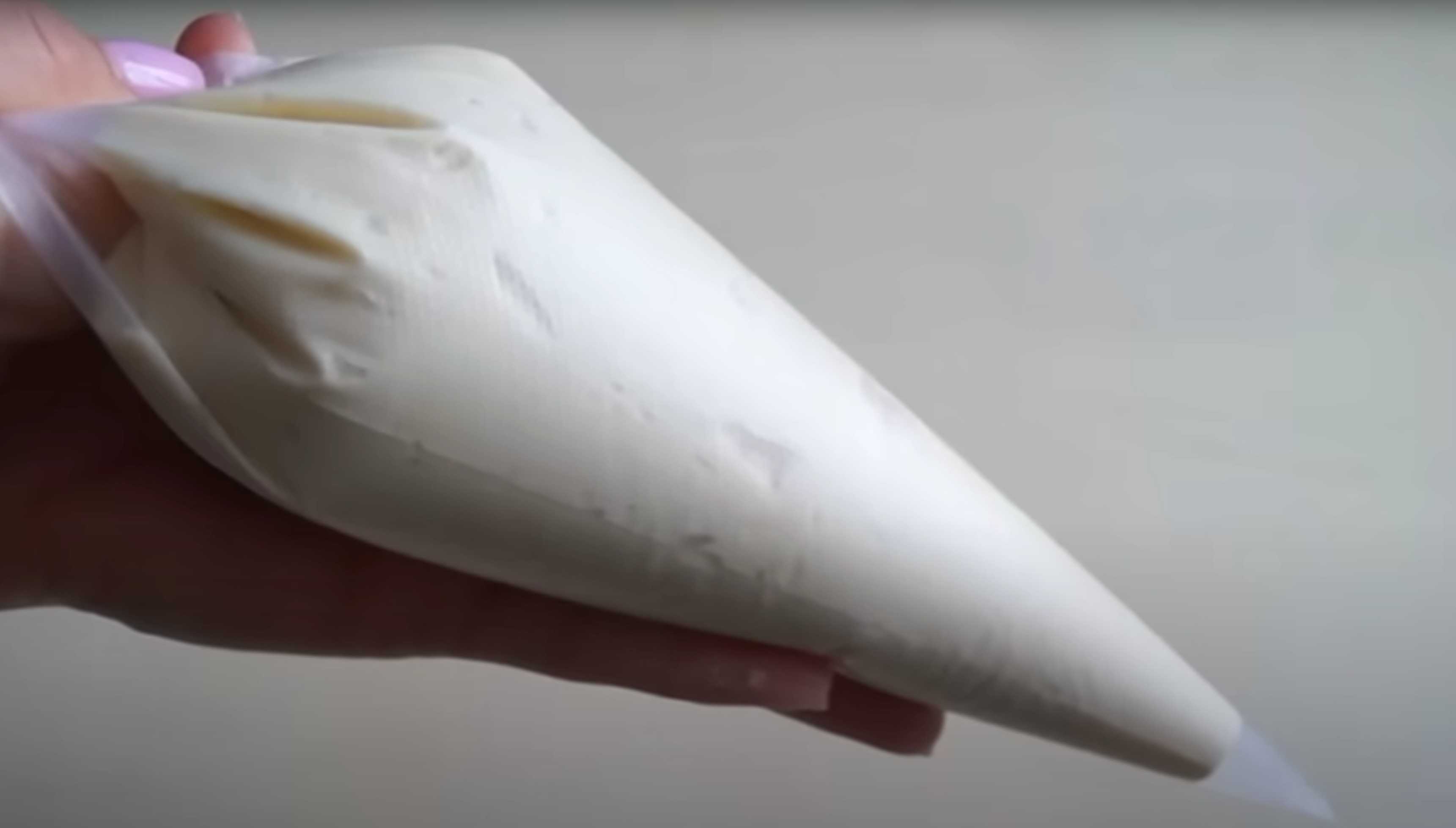 Crêpes moelleuses au kéfir, bicarbonate de soude et œufs, cuites à la poêle - Étape 5