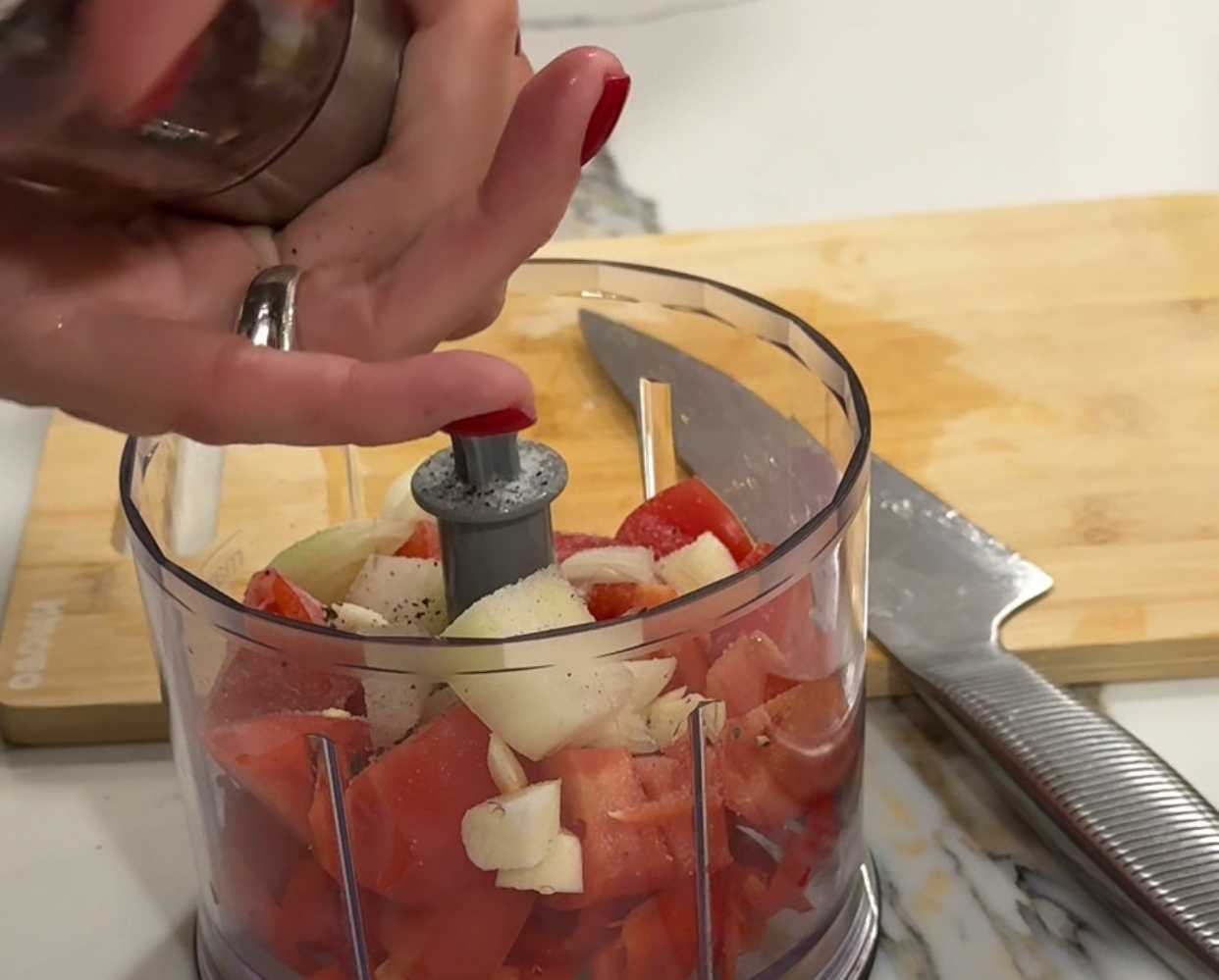 Sauce tomate aux herbes maison - Étape 2