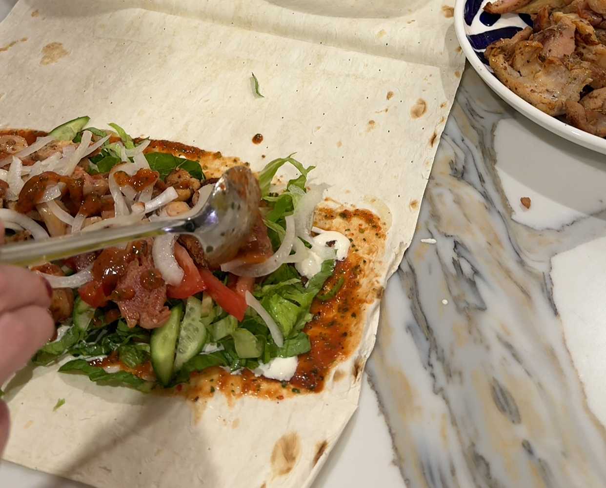 Lavash Shawarma au poulet et aux légumes - Étape 9