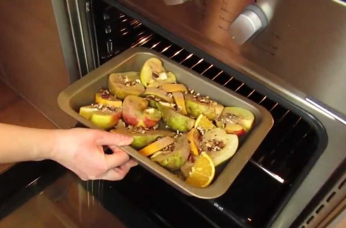 Pommes et poires cuites au four avec de l'orange - Étape 9