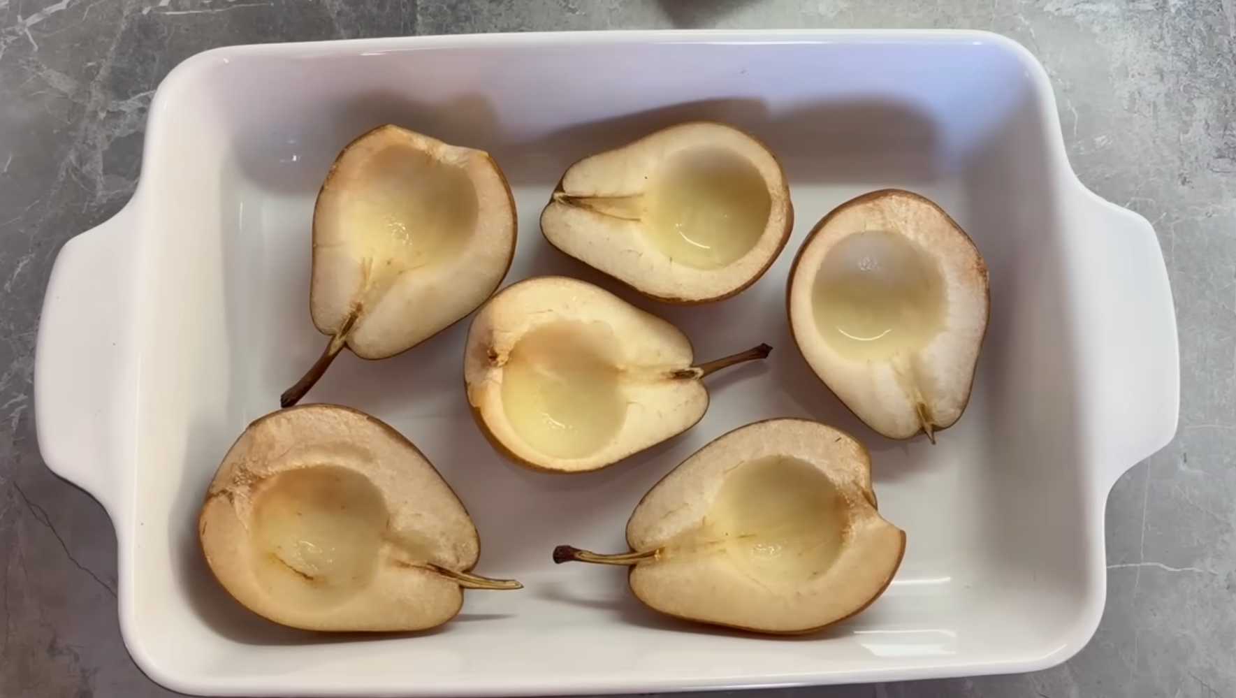 Poires au four avec du camembert - Étape 3