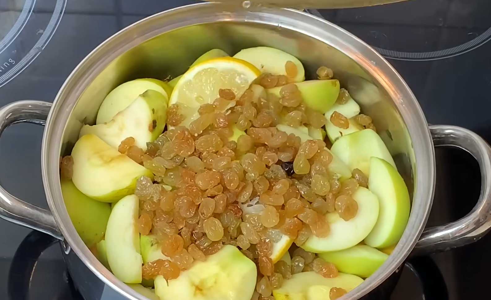 Pommes au four à la citrouille, aux raisins secs et à la cannelle - Étape 7