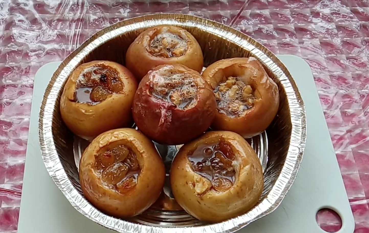 Pommes au four avec miel et noix - Étape 6