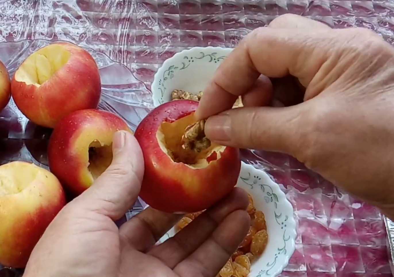 Pommes au four avec miel et noix - Étape 2