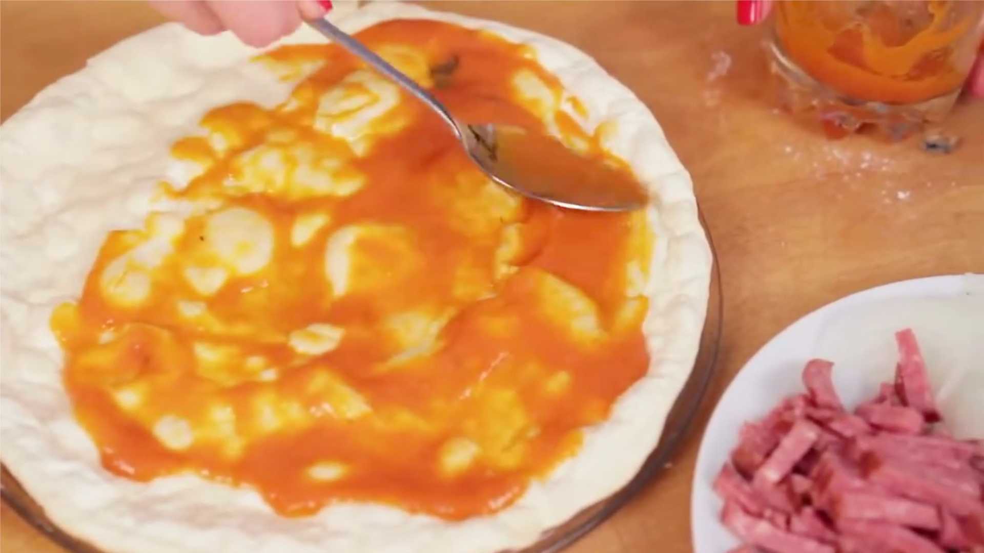 Pizza express au micro-ondes en 5 minutes - Étape 9