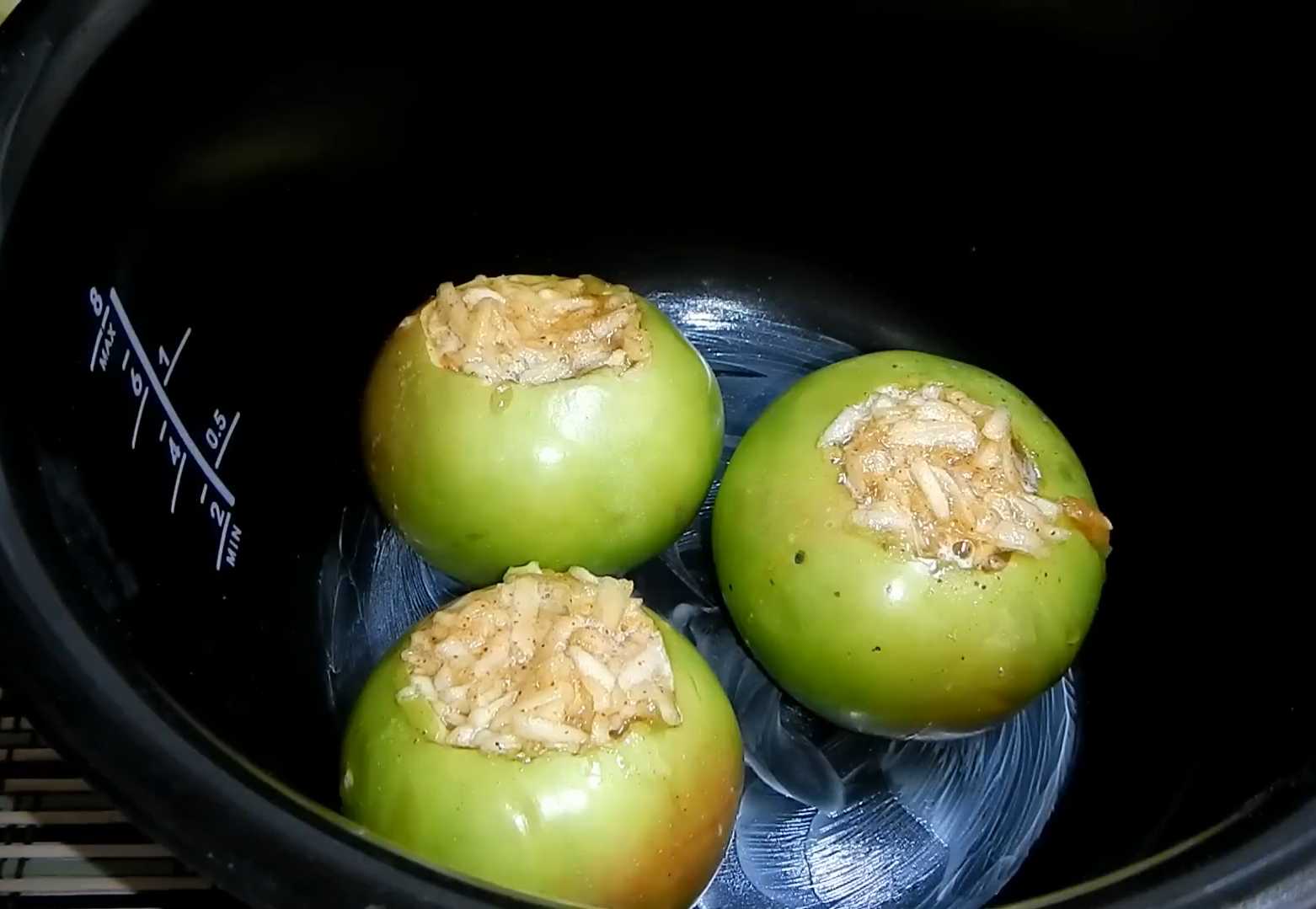 Pommes cuites au miel et à la cannelle à la mijoteuse - Étape 7