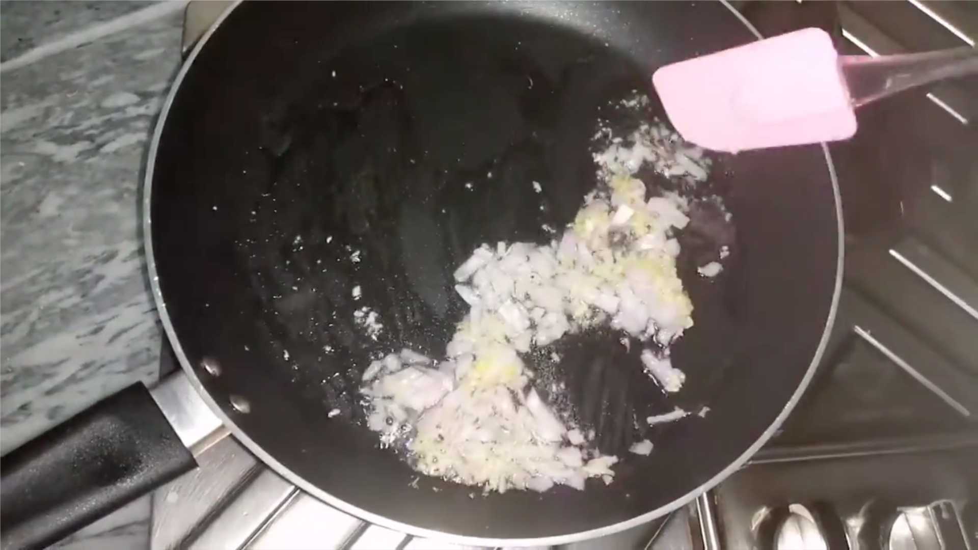 Sauce tomate pour pizza - Étape 3