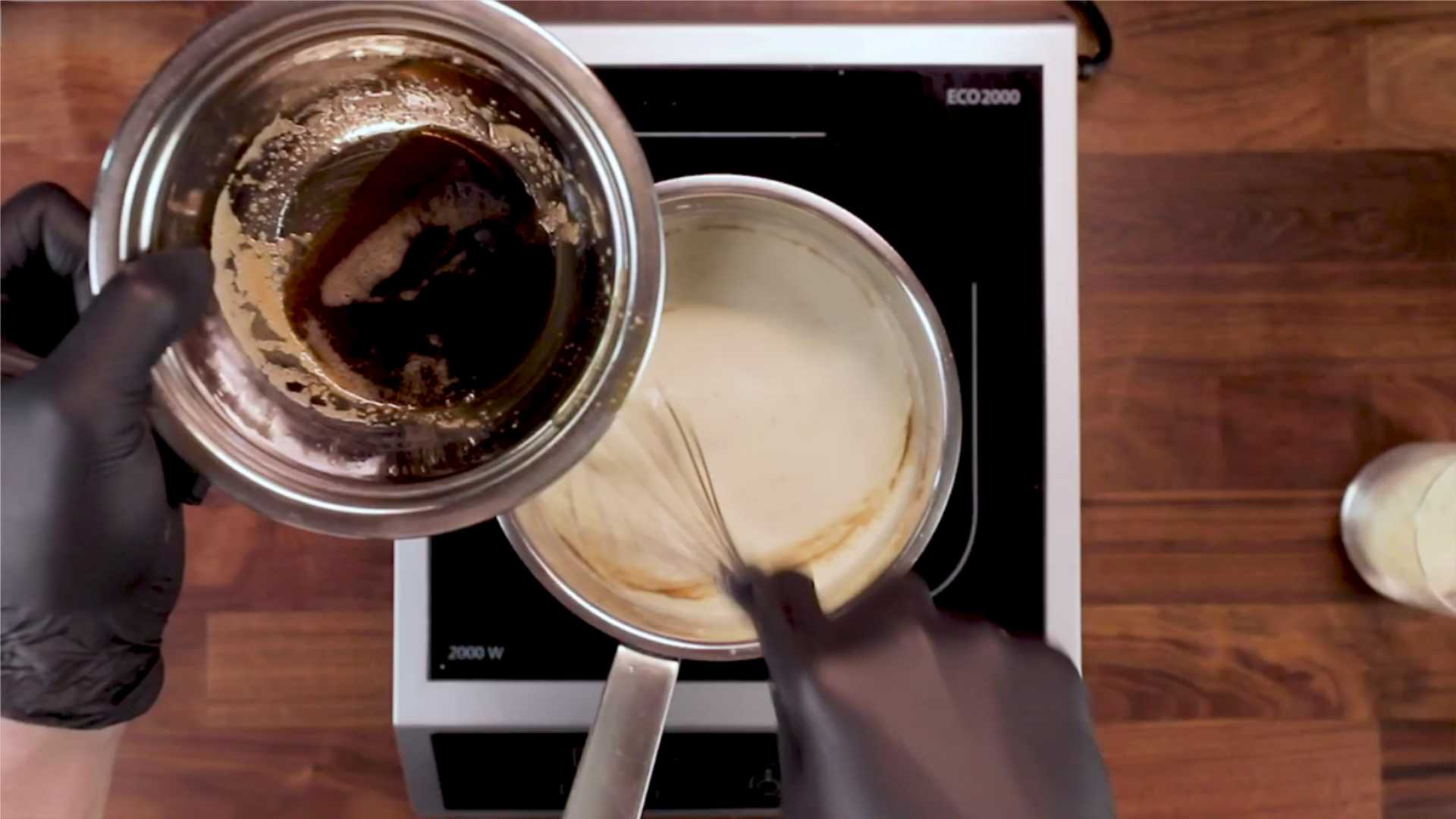 Sauce Alfredo crémeuse pour pizza - Étape 8