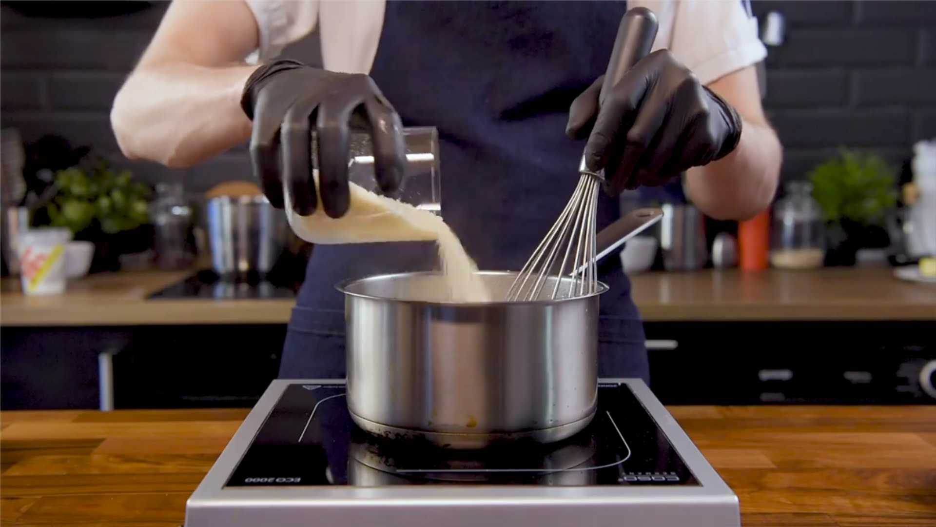 Sauce Alfredo crémeuse pour pizza - Étape 7