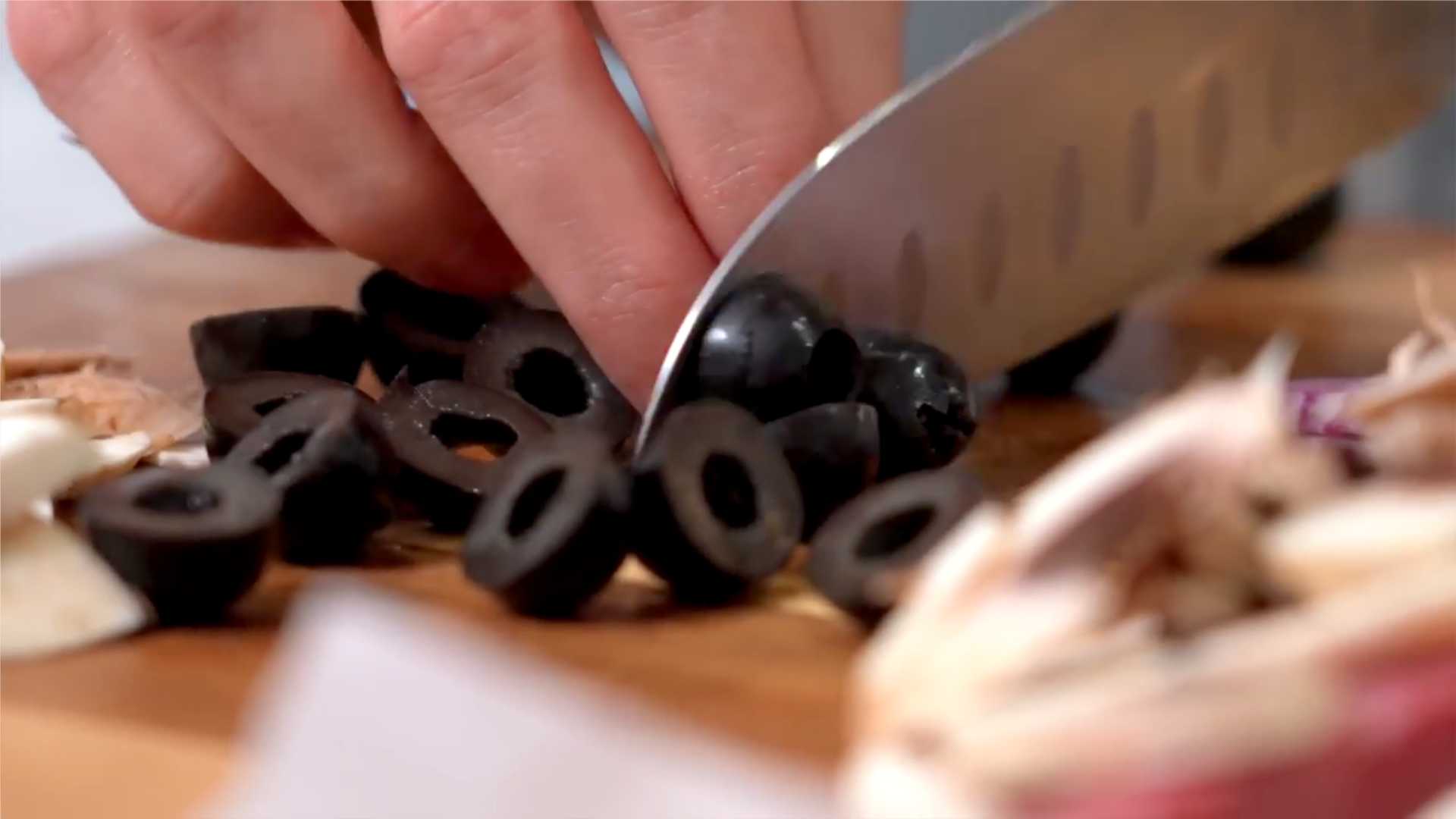 Pizza à croûte de saucisse - Étape 8