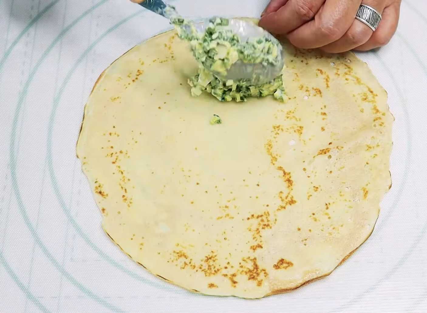 Crêpes aux œufs et aux oignons verts - Étape 17
