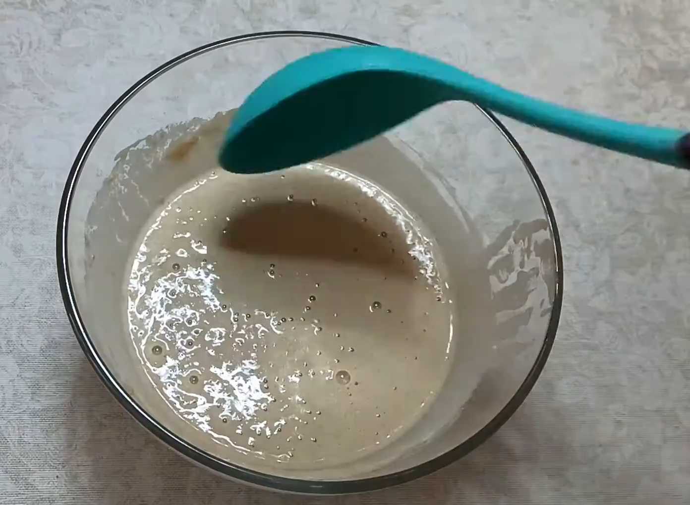 Crêpes de sarrasin au kéfir - Étape 3