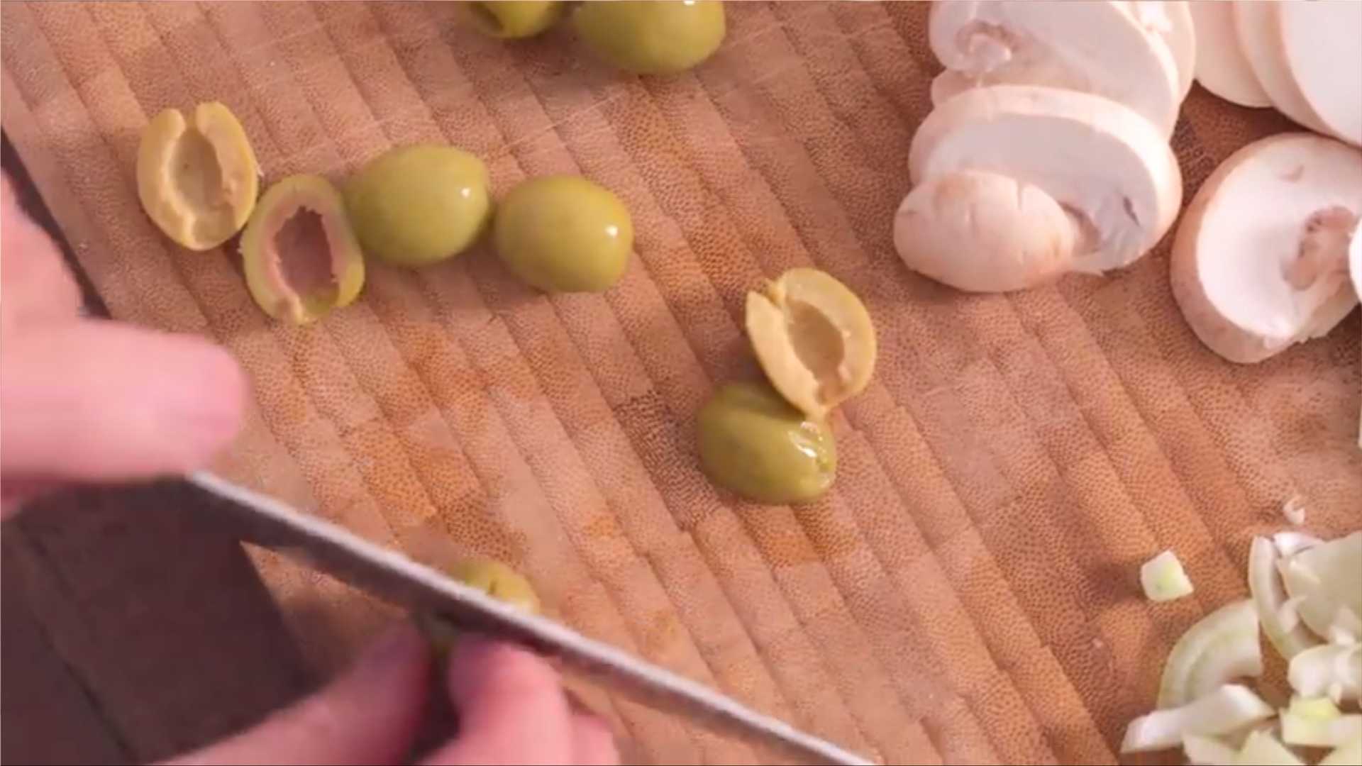 Pizza Lavash à la saucisse - Étape 6