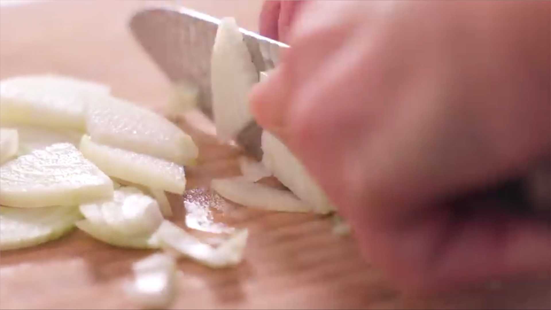 Pizza Lavash à la saucisse - Étape 4