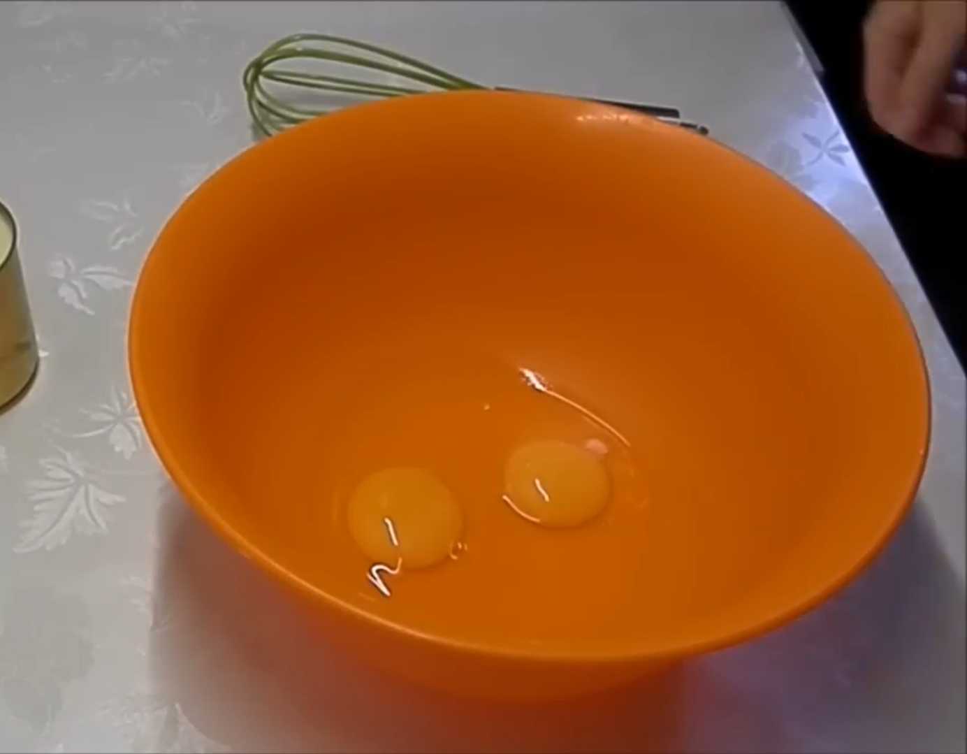 Crêpes au lait concentré - Étape 1