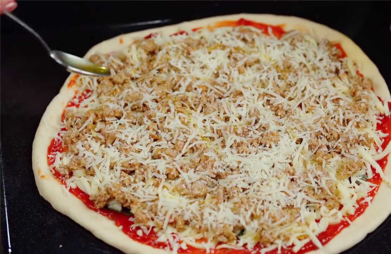 Pizza au four avec viande hachée - Étape 17