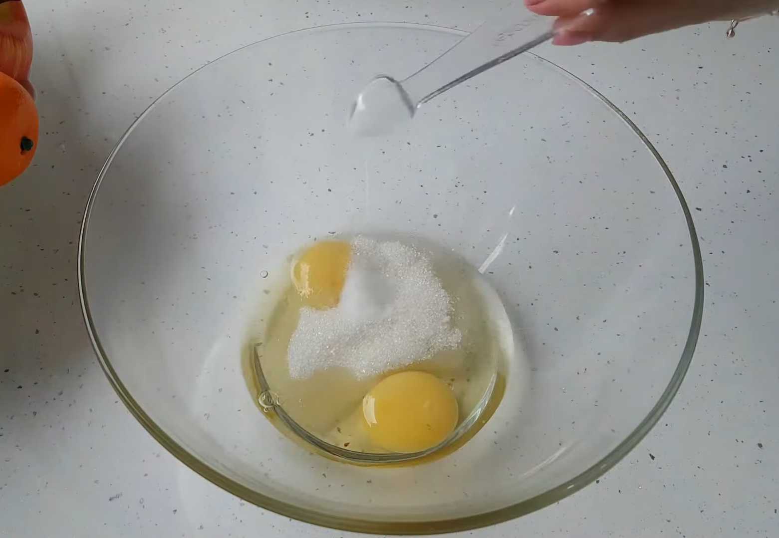 Crêpes avec yaourt à boire - Étape 1