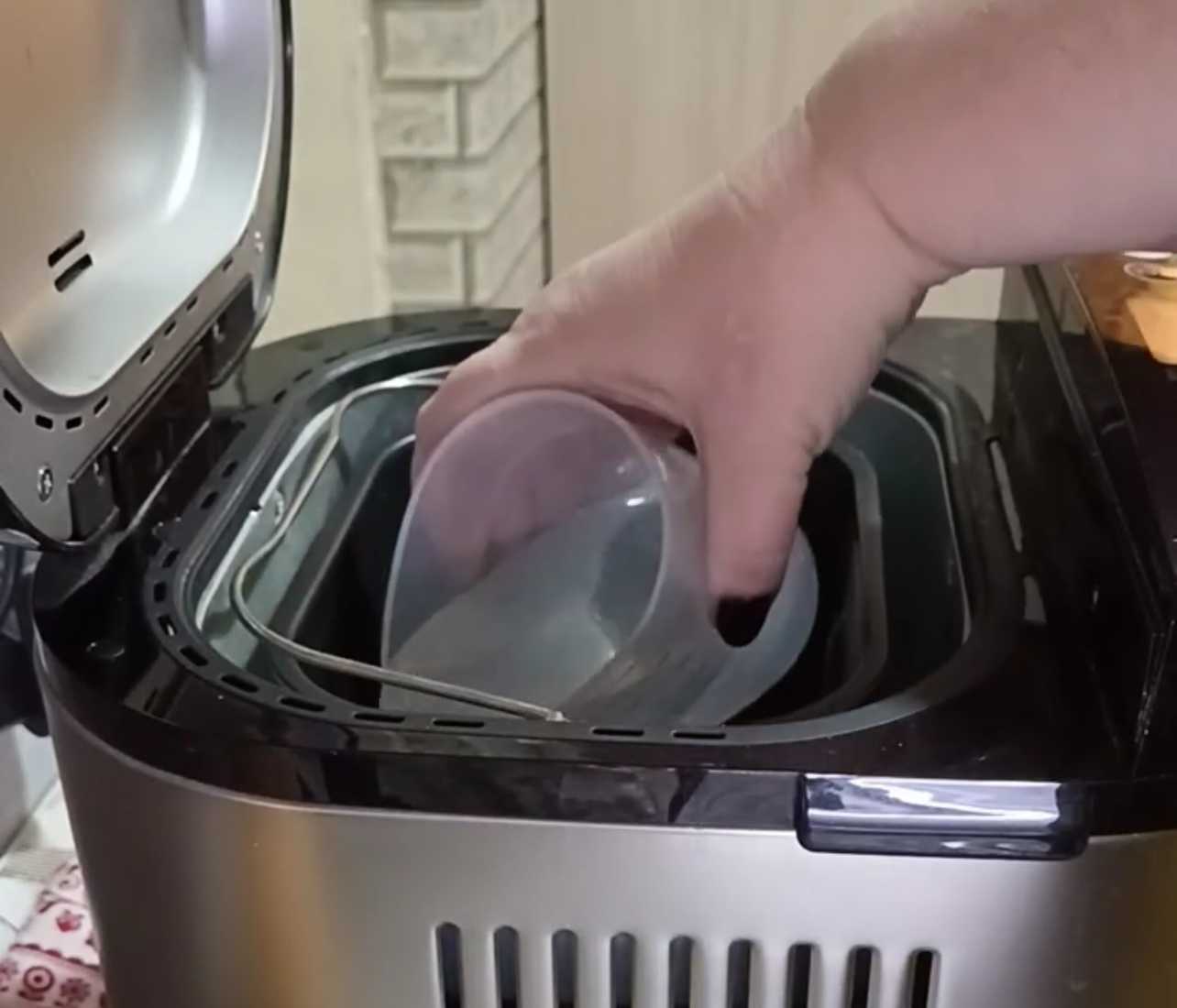 Pâte à pizza en machine à pain - Étape 1