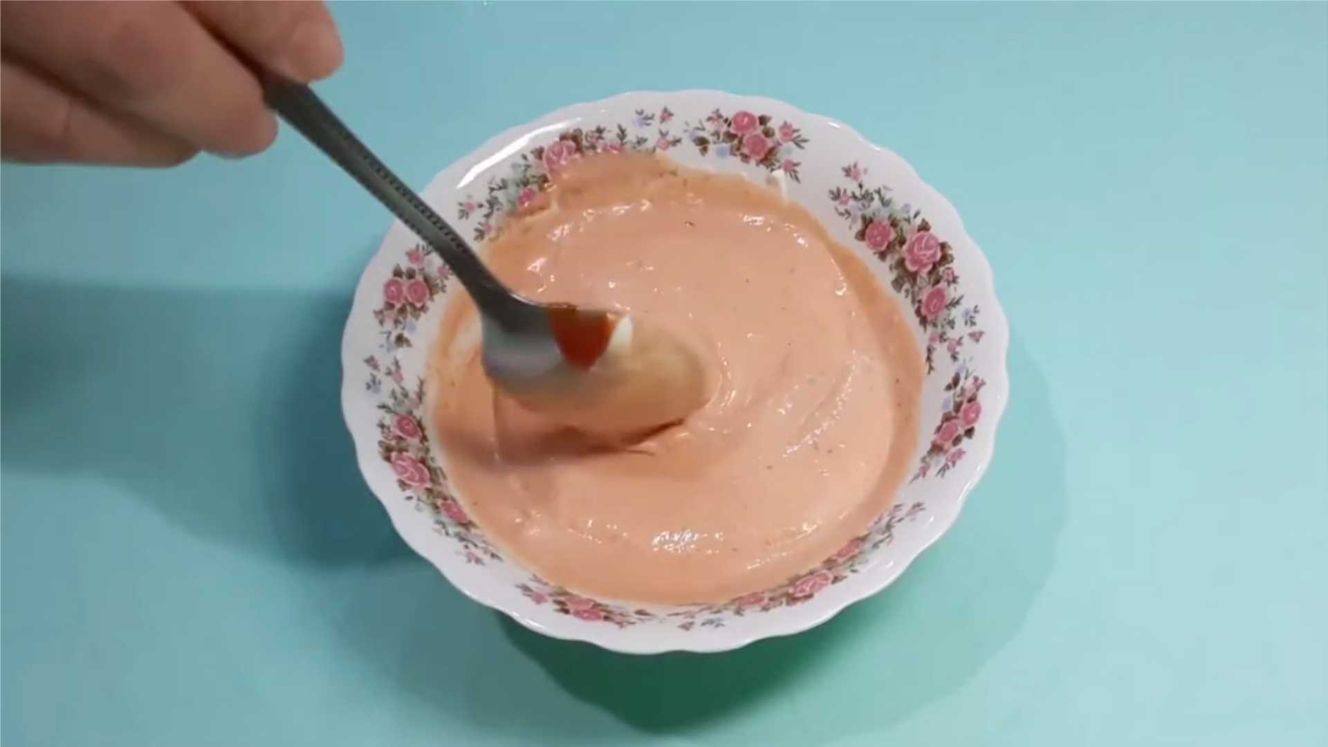 Pizza maison aux saucisses et au fromage au four - Étape 7