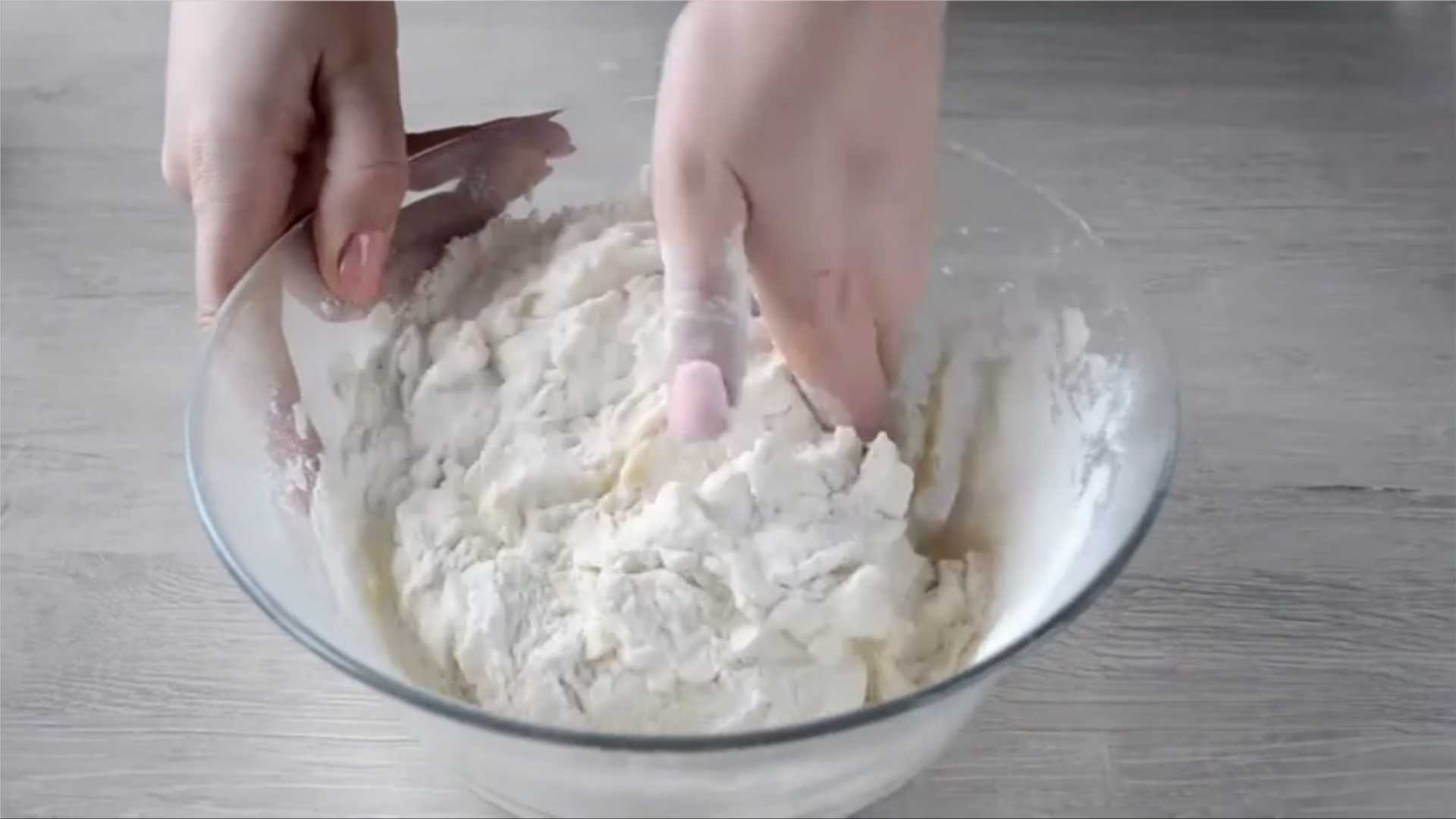 Pâte à pizza au kéfir sans levure - Étape 6