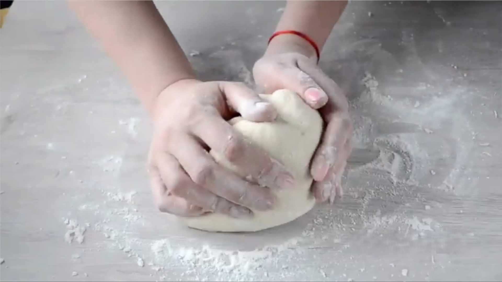 Pâte à pizza au kéfir sans levure - Étape 7