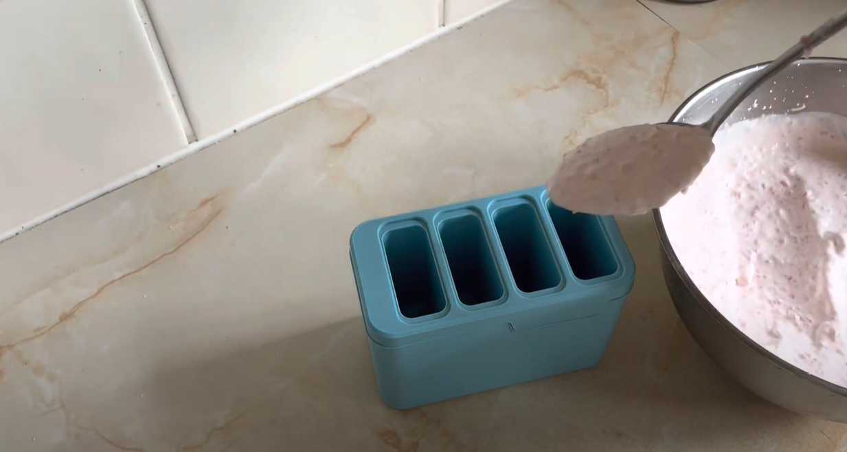 Crème glacée aux fraises Keto - Étape 4