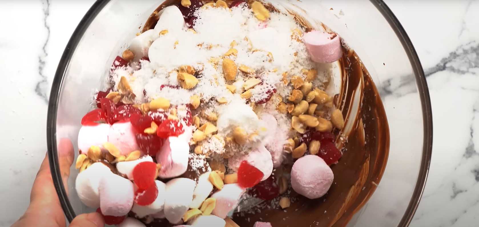 Dessert au chocolat Rocky Road, étape 5