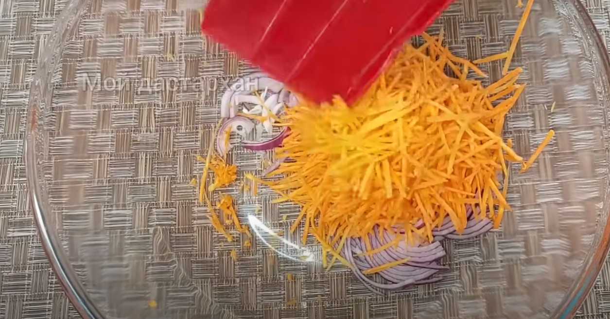 Salade de viande festive sans mayonnaise - Étape 2