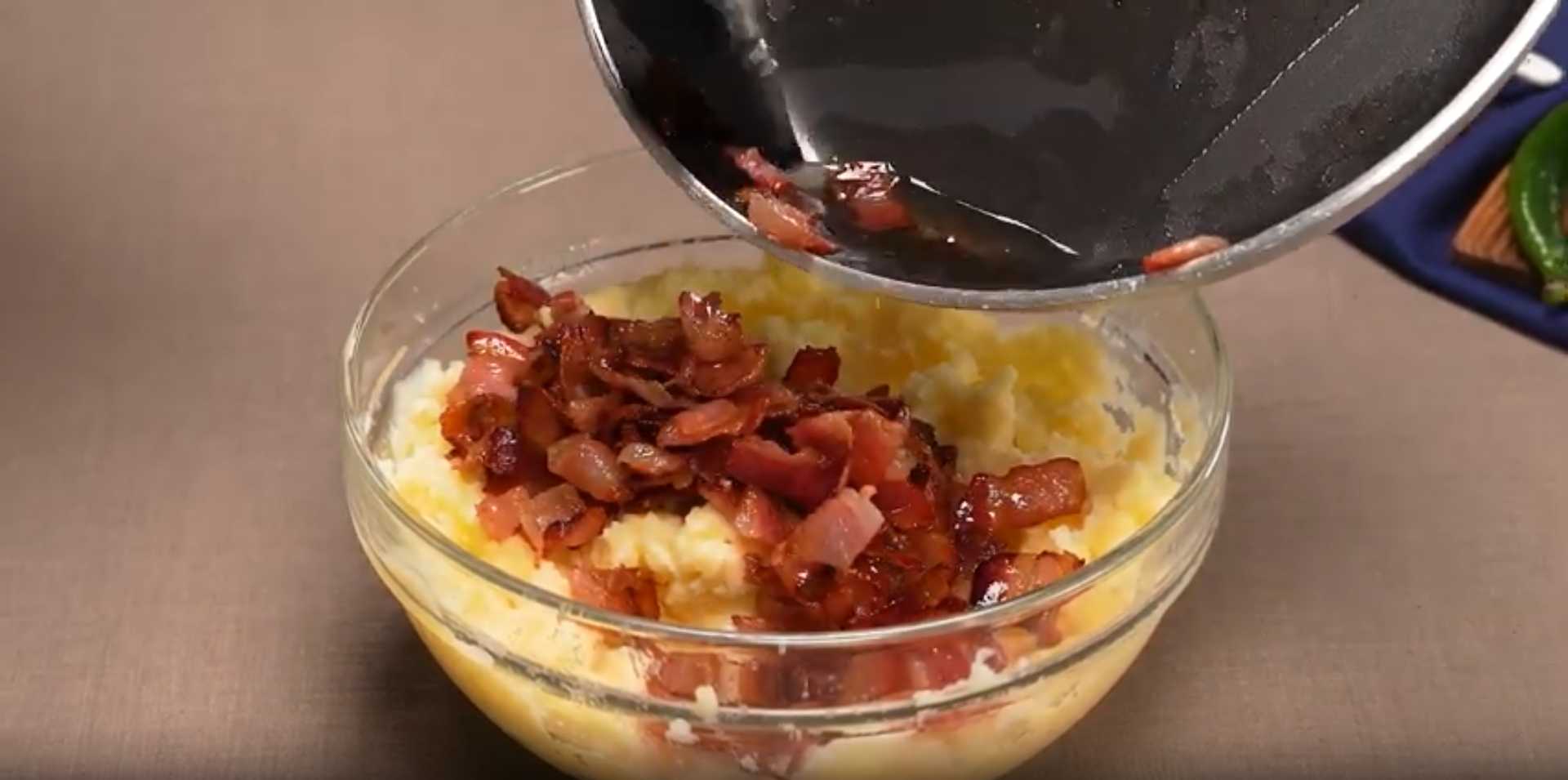 Blanc de poulet aux tomates, au fromage et aux pommes de terre - Étape 10