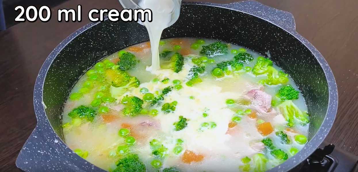 Soupe crémeuse au poulet et aux légumes - Étape 13