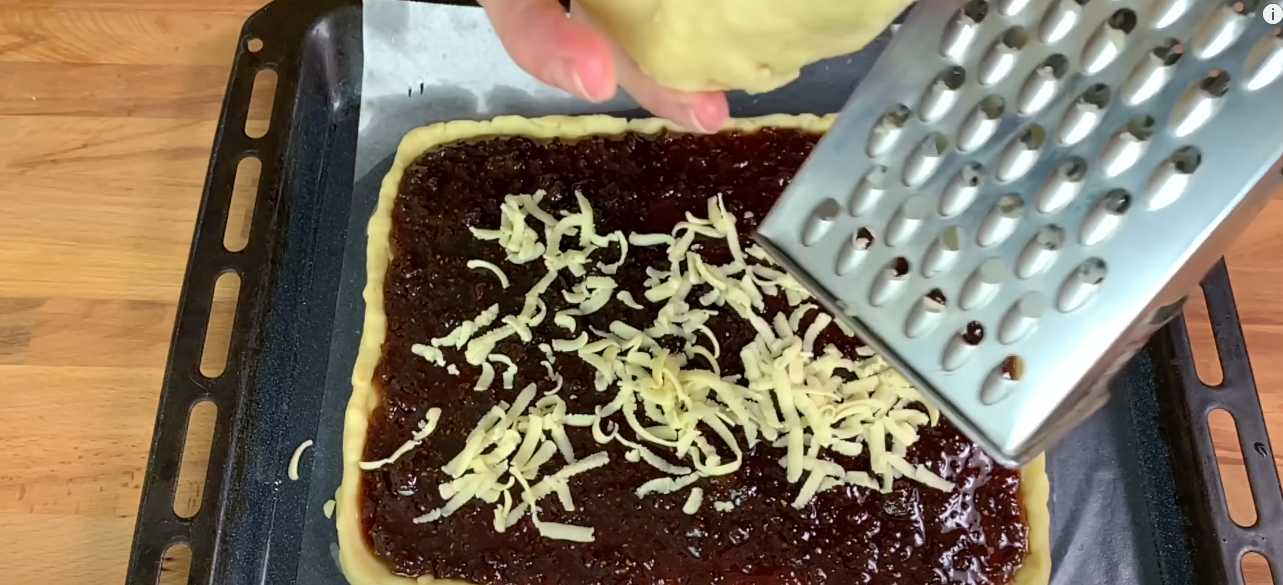 Tarte râpée avec confiture - Étape 13