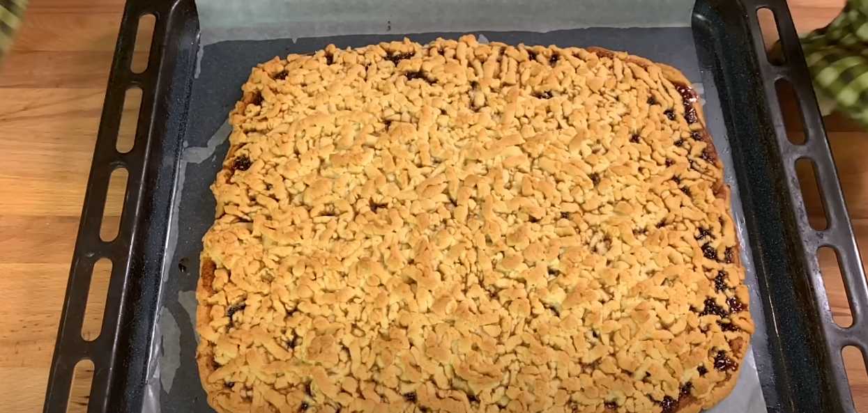 Tarte râpée avec confiture - Étape 14