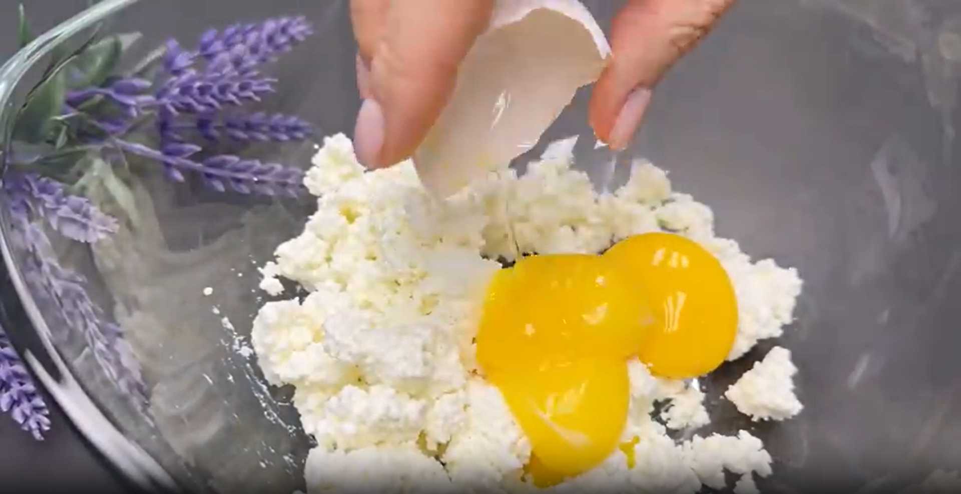 Tarte aux pommes et à la cannelle sans farine - Étape 5