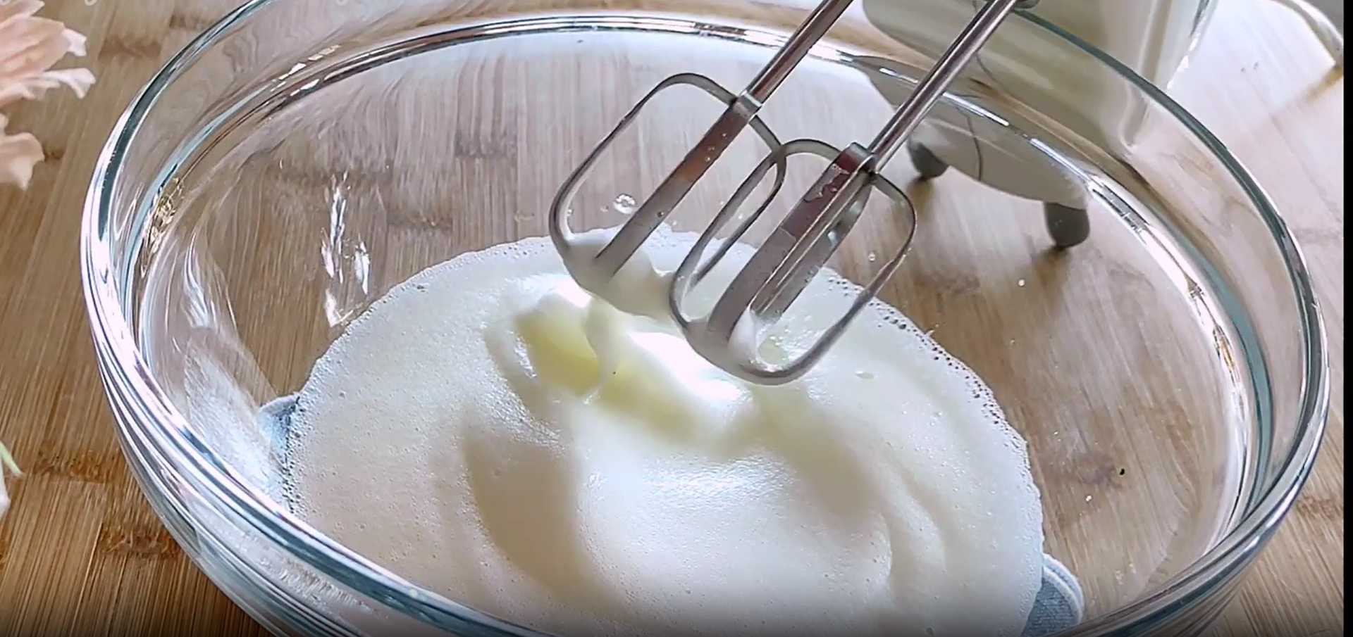 Meringue au chocolat et aux noix - Étape 2