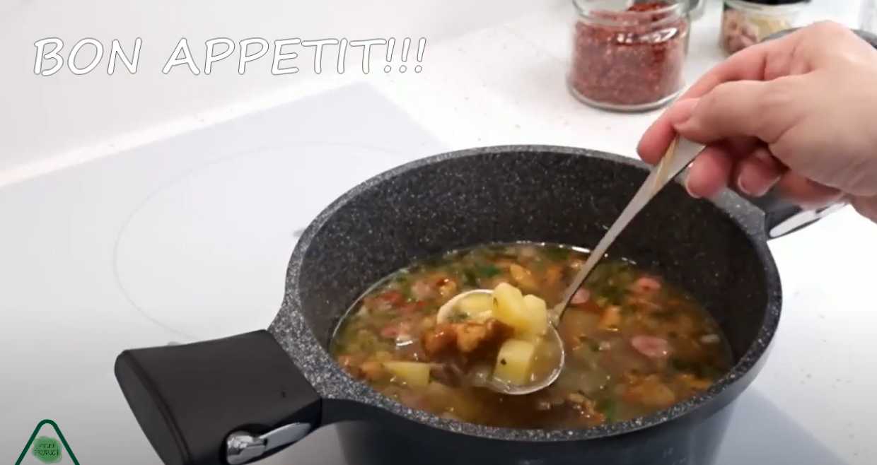 Soupe d'été aux chanterelles - Étape 10