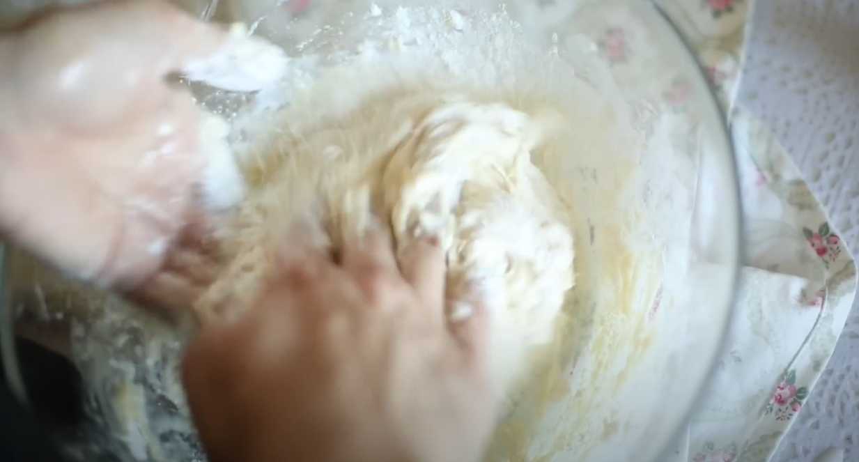 Pizza hawaïenne au poulet et à l'ananas cuite au four - Étape 5