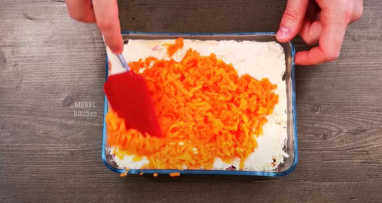 Hareng classique sous un manteau de fourrure - Étape 10