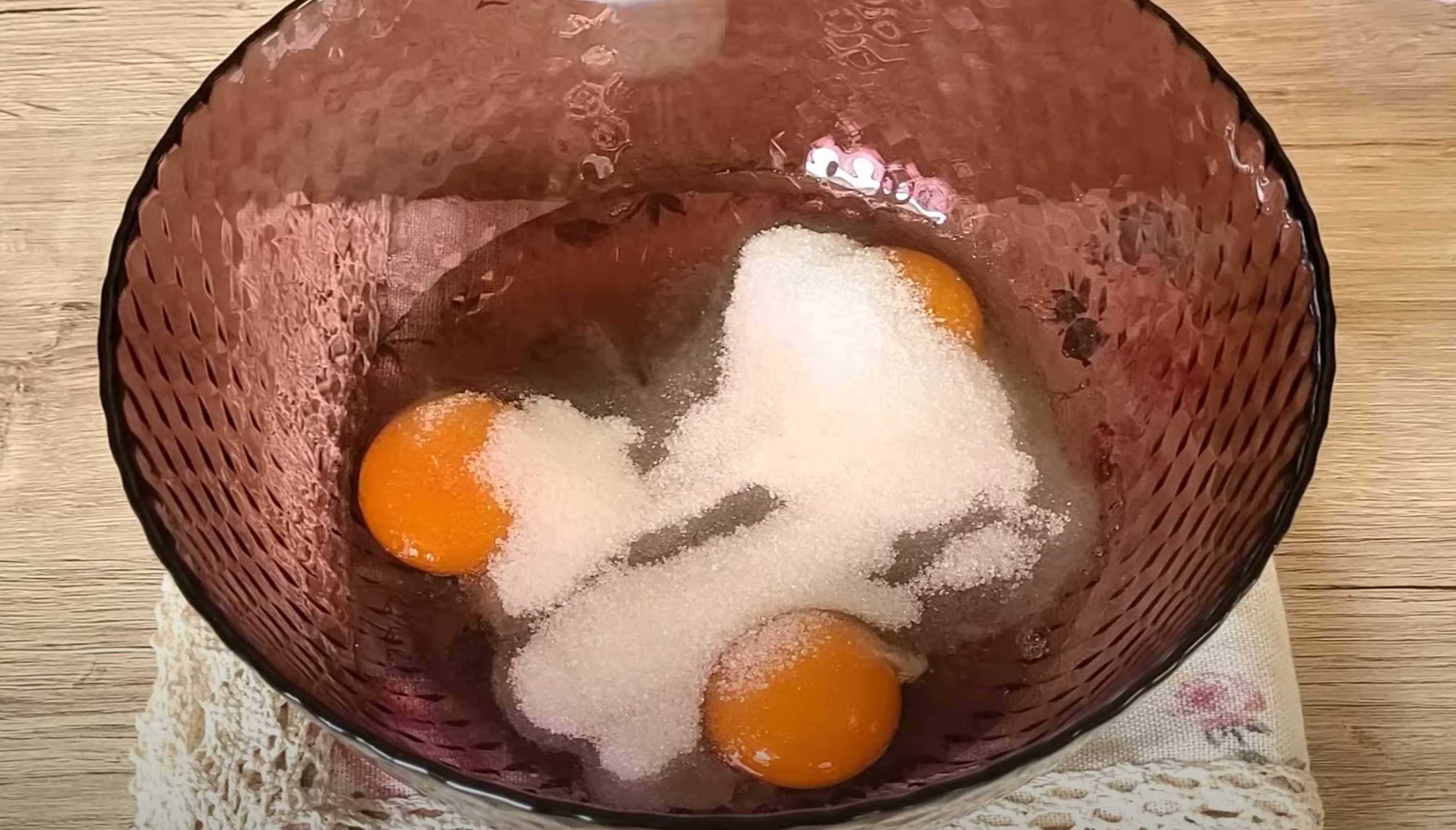 Gâteau Snickers au caramel et aux cacahuètes - Étape 1