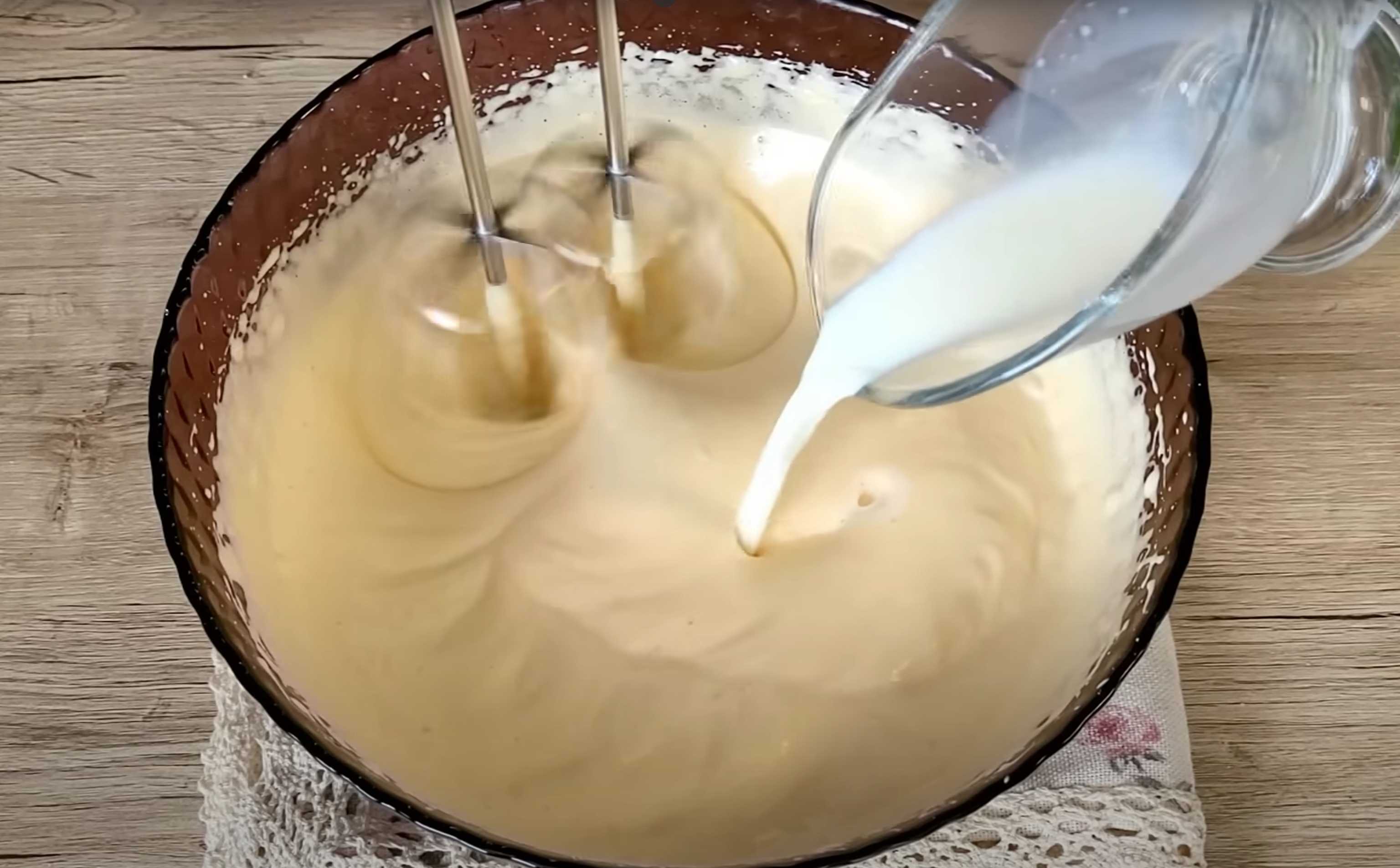 Gâteau Snickers au caramel et aux cacahuètes - Étape 3