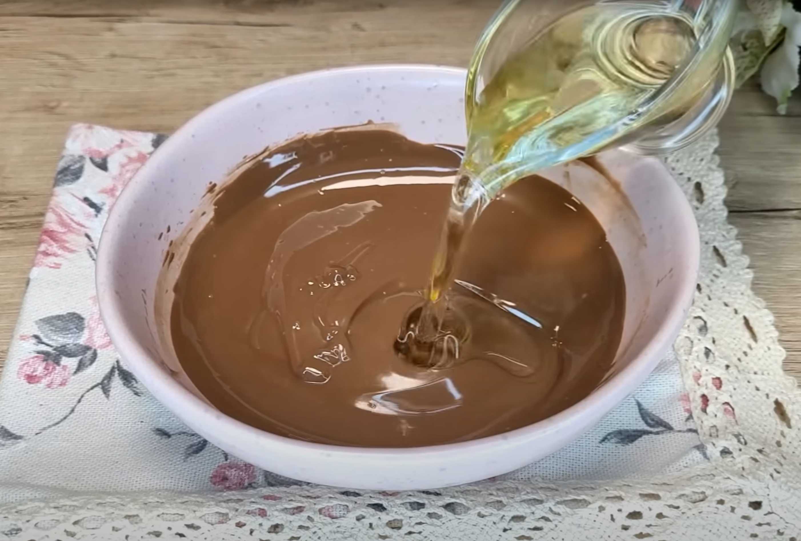 Gâteau Snickers au caramel et aux cacahuètes - Étape 17