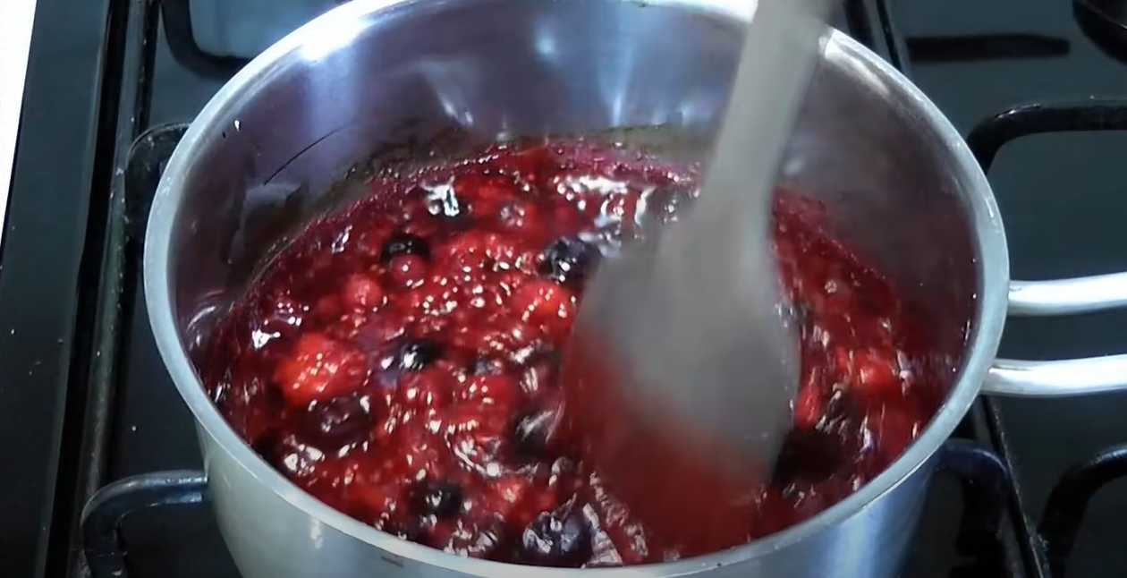 Gâteau feuilleté à la crème au yaourt - Étape 6