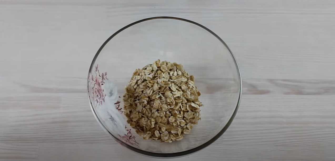 Crêpe à l'avoine et à la banane - Étape 1