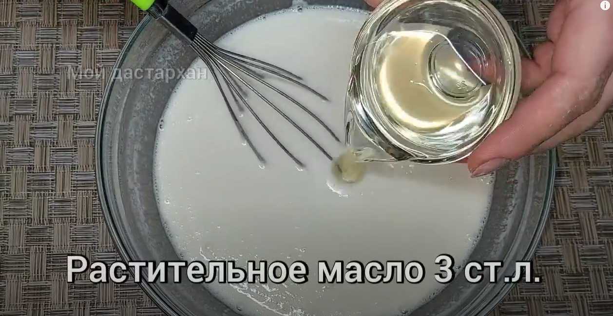 Crêpes avec de l'eau minérale. Étape 3