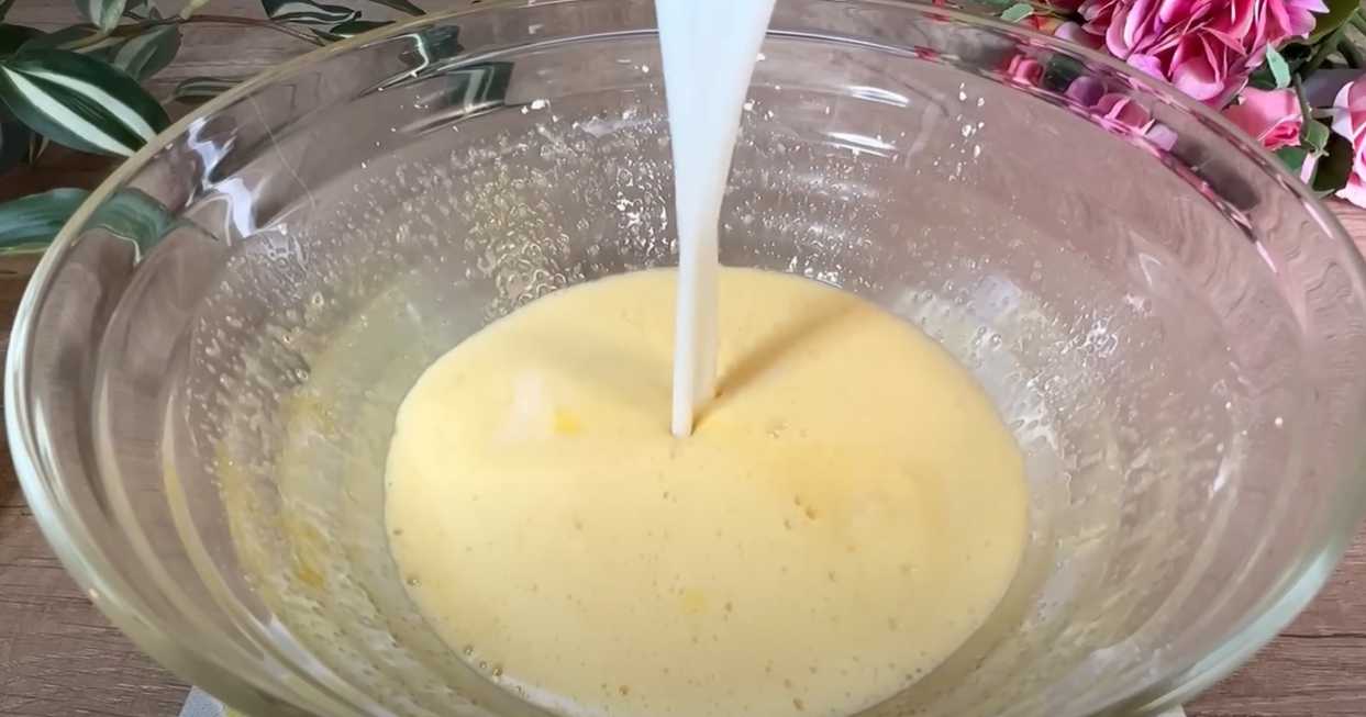 Gâteau éponge à la crème au beurre de noix de coco - Étape 7