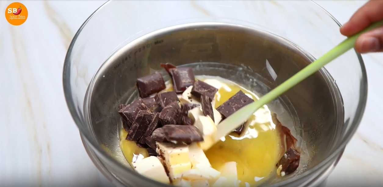 Brownie au chocolat et à la crème fouettée - Étape 1